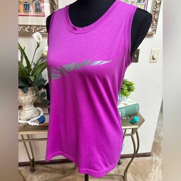 NIKE DRI FIT PINK SWOOSH SLEEVELESS ATHLETIC WORKOUT GYM CASUAL TOP SIZE MED - Picture 9 of 10